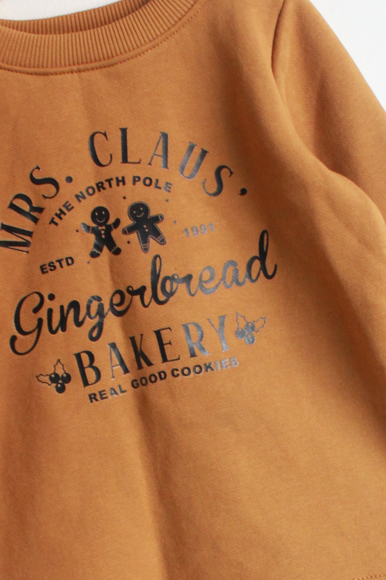 Gingerbread Sweatshirt With Stripe Pants